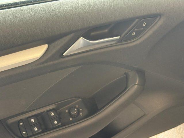 AUDI A3 1.6 TDI 116 CV Business