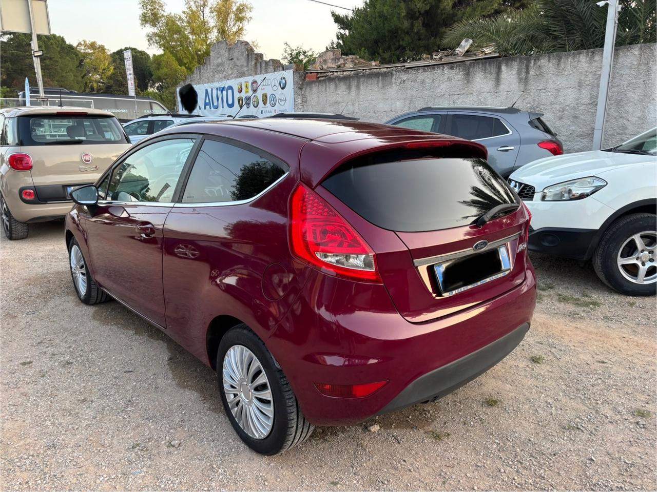 Ford Fiesta 1.4 3 porte Bz.- GPL Titanium