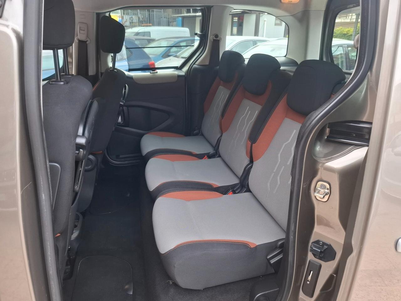 Peugeot Partner Tepee - 1.6 HDi