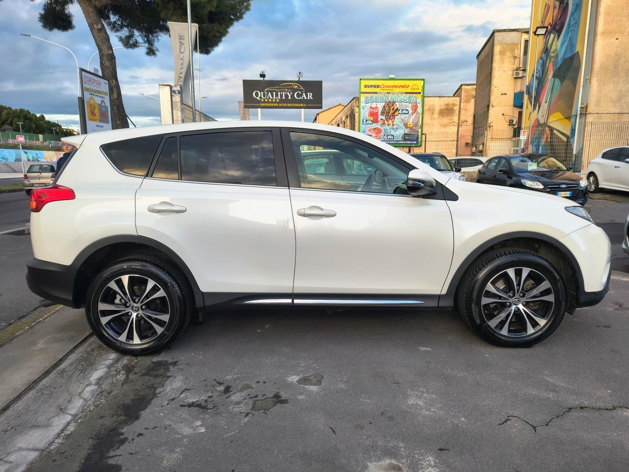 TOYOTA RAV4 2.2 DIESEL LOUNGE UNICOPROPRIETARIO 2014