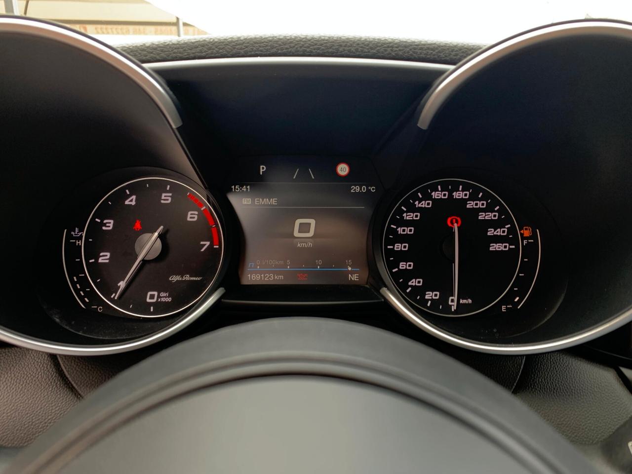Alfa Romeo Giulia 2.0 Turbo 280 CV AT8 AWD Q4 Veloce