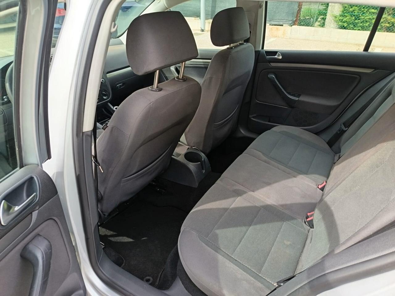 Volkswagen Golf 1.9 TDI 5p. Sportline