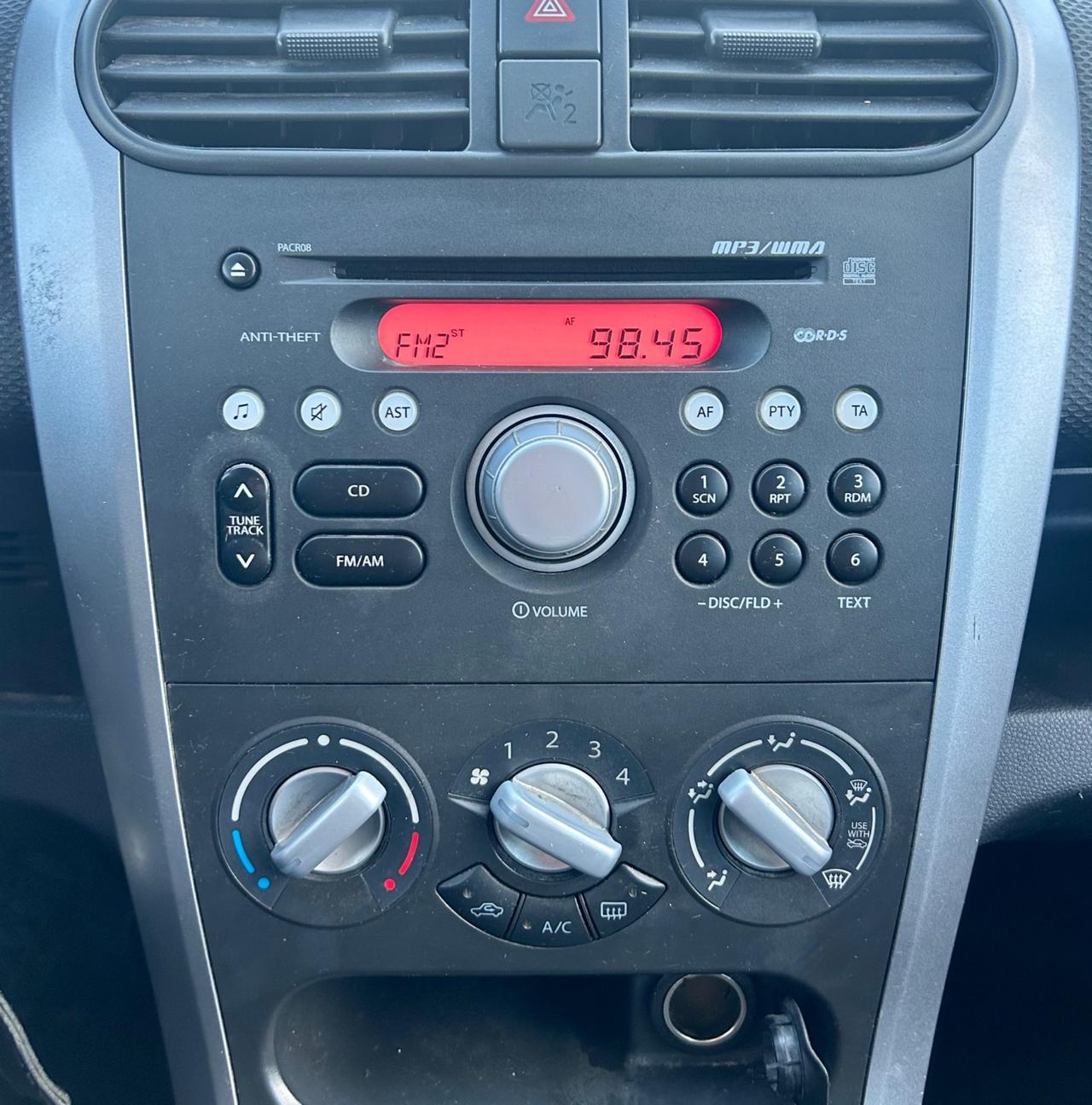 Opel Agila Enjoy Neopatentati 2010 115.000km