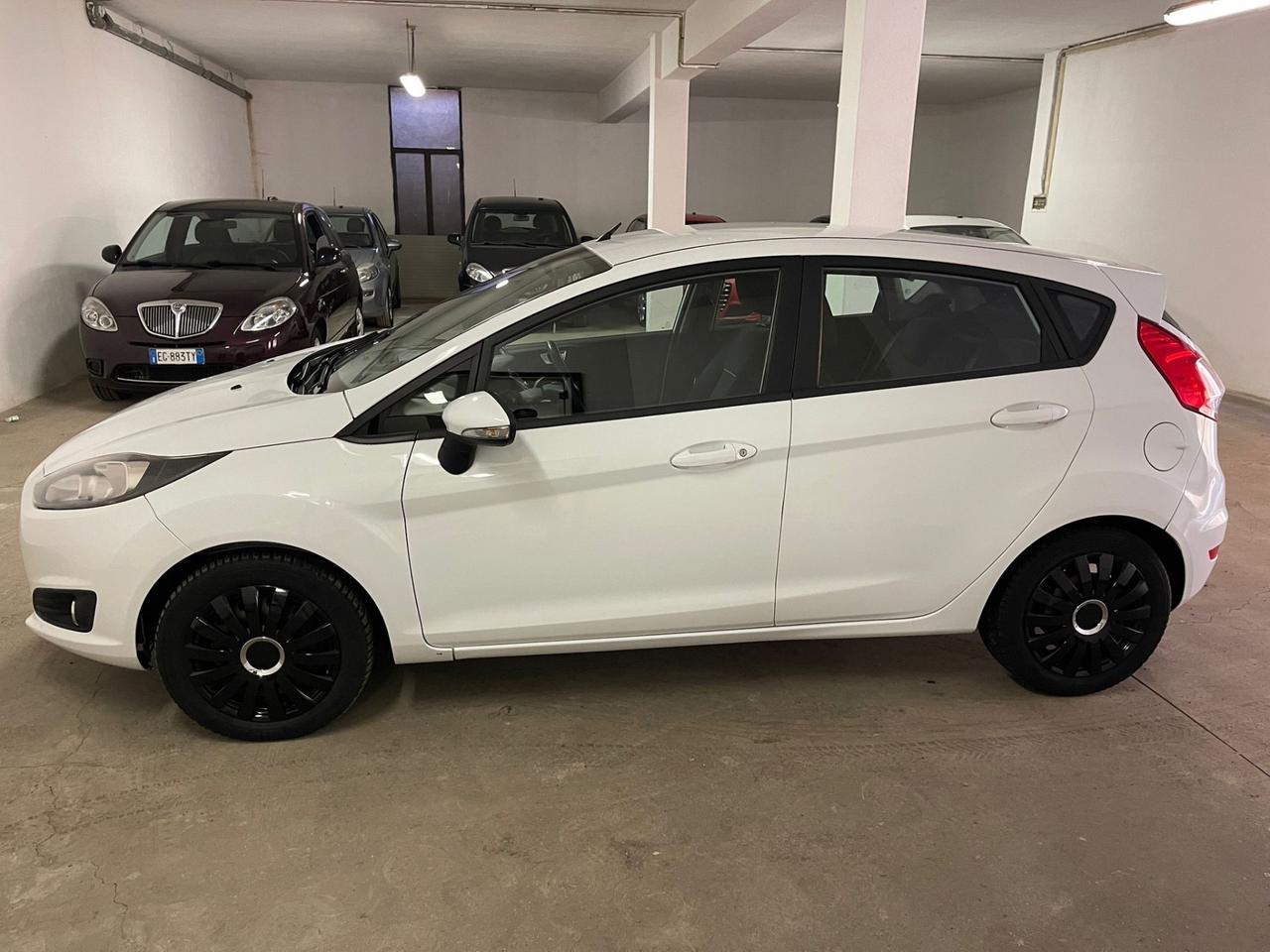 Ford Fiesta 1.5 TDCi 75CV 5 porte Titanium