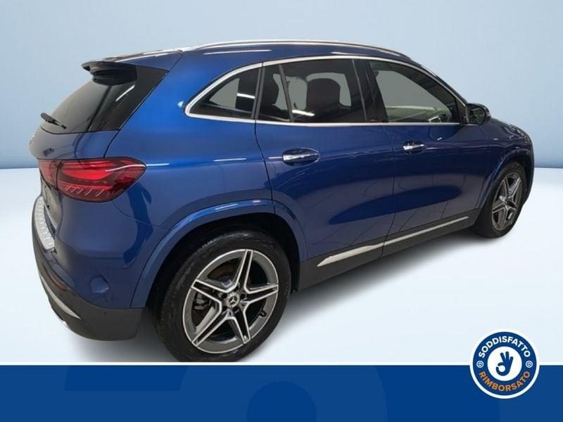 Mercedes-Benz GLA 200 D AUTOMATIC AMG Line PREMIUM