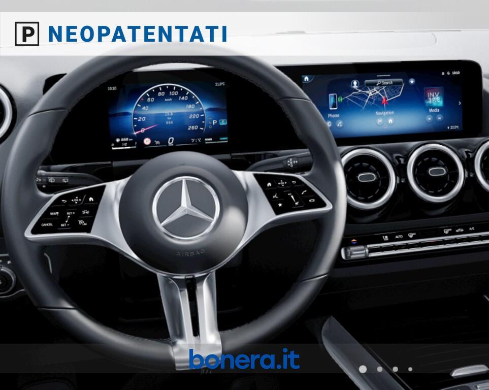 Mercedes GLA 180 180 Progressive Advanced 7G-DCT