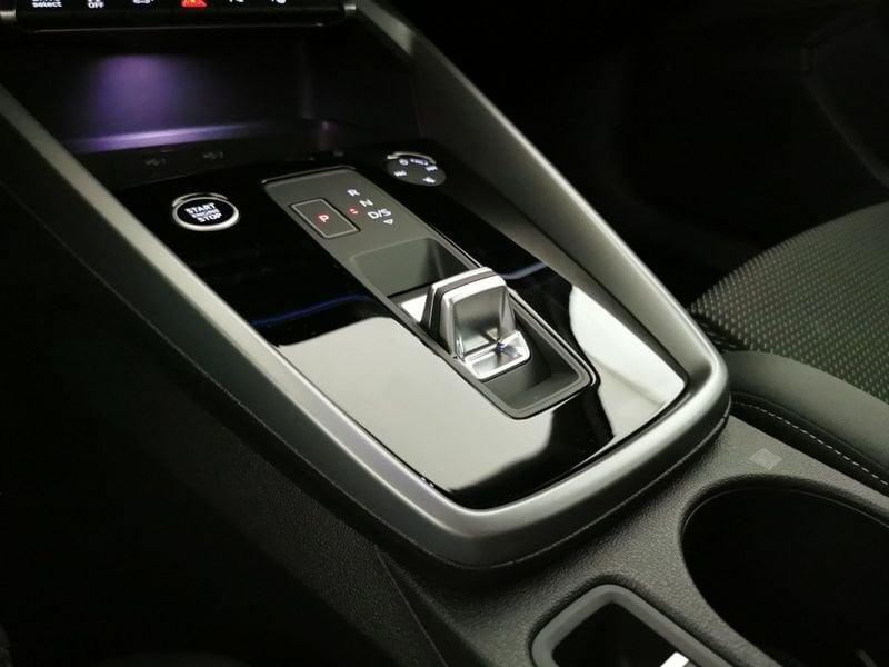 Audi A3 Sportback 2.0 tdi S line edition 150cv s-tronic