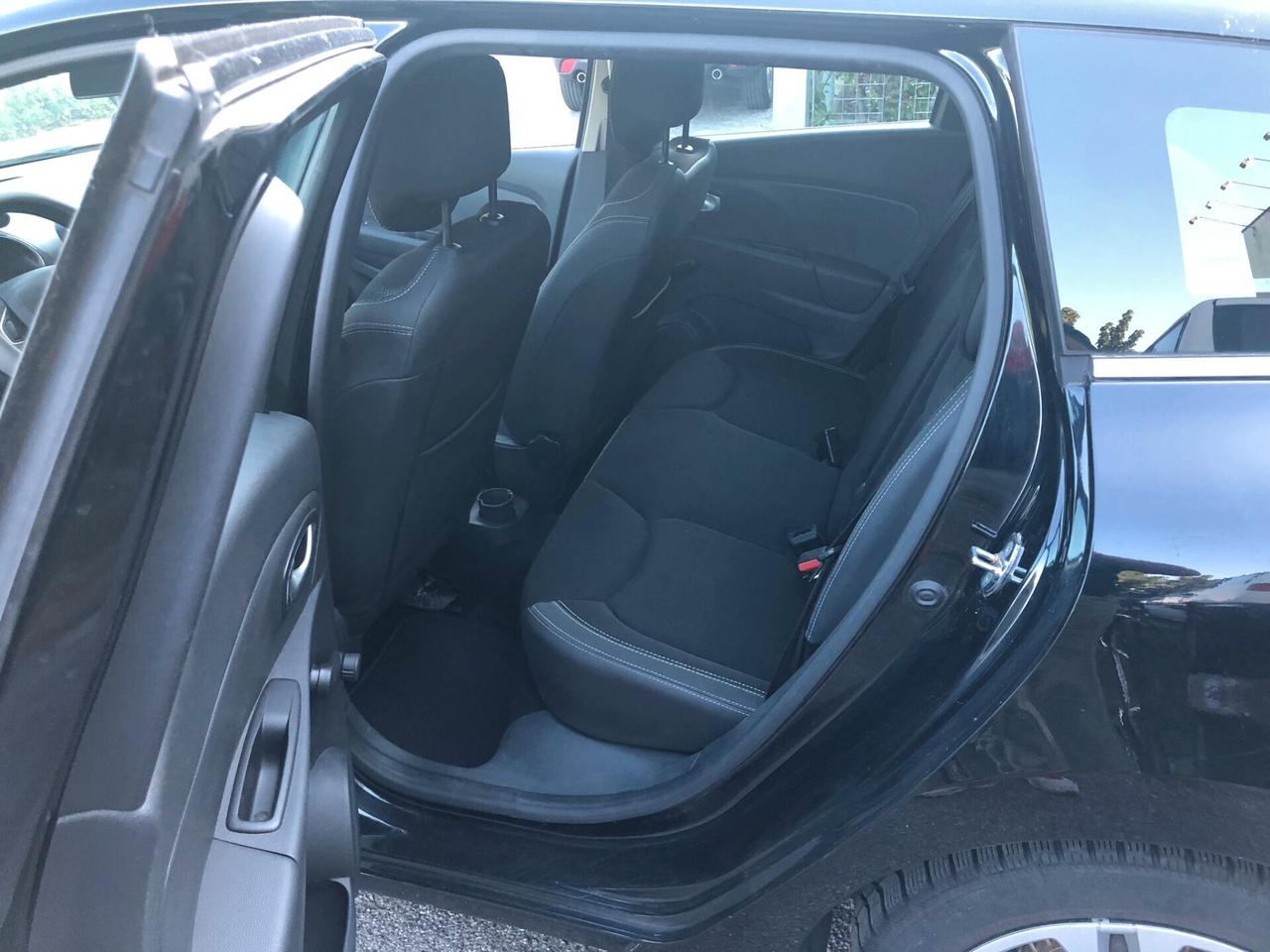 Renault Clio Sporter 1.2 75CV Intens B/GPL CON 3 ANNI DI GARANZIA MECCANICA