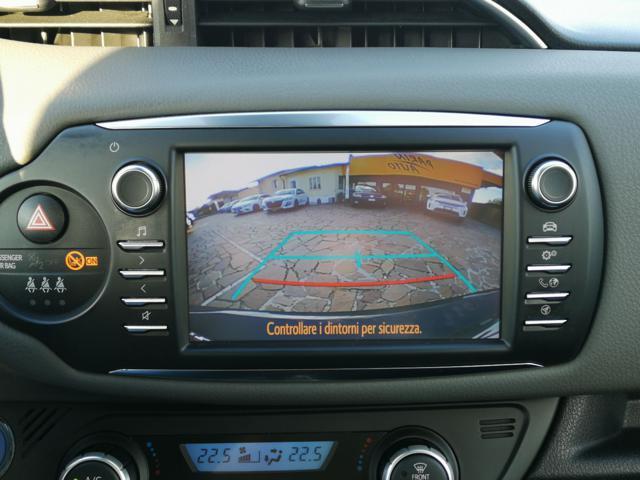 TOYOTA Yaris 1.5 Hybrid 5 porte Business