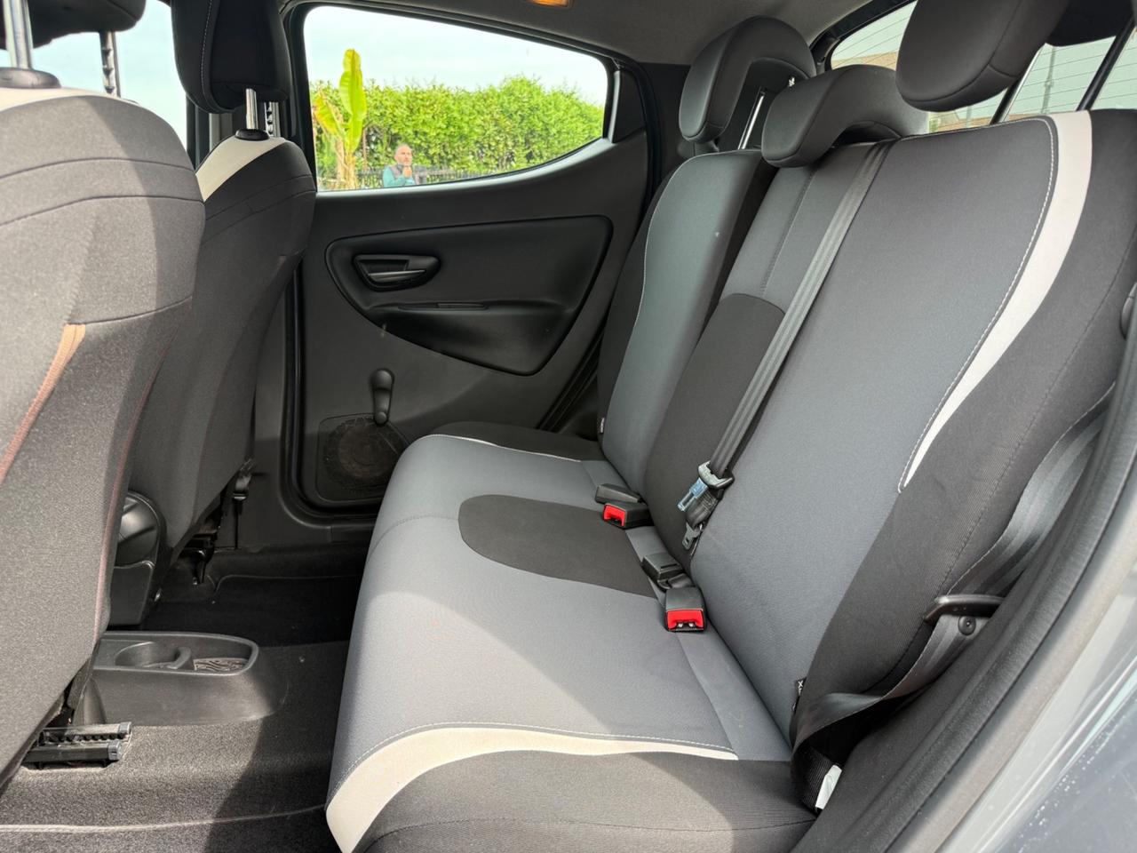 Lancia Ypsilon 1.2 69 CV 5 porte Elefantino