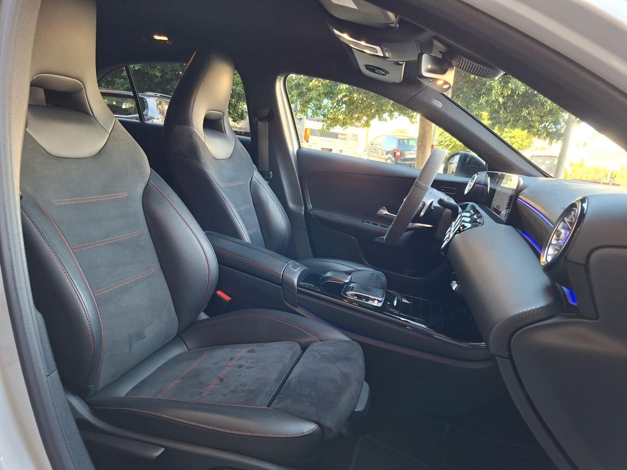 MERCEDES Classe A 180d Automatic AMG Premium
