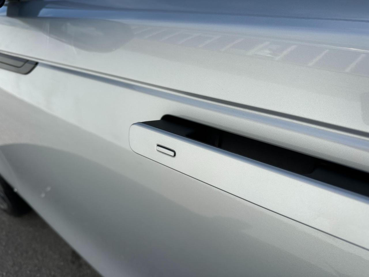 Land Rover Range Rover Velar 3.0d i6 mhev R-Dynamic HSE 4wd 300cv auto