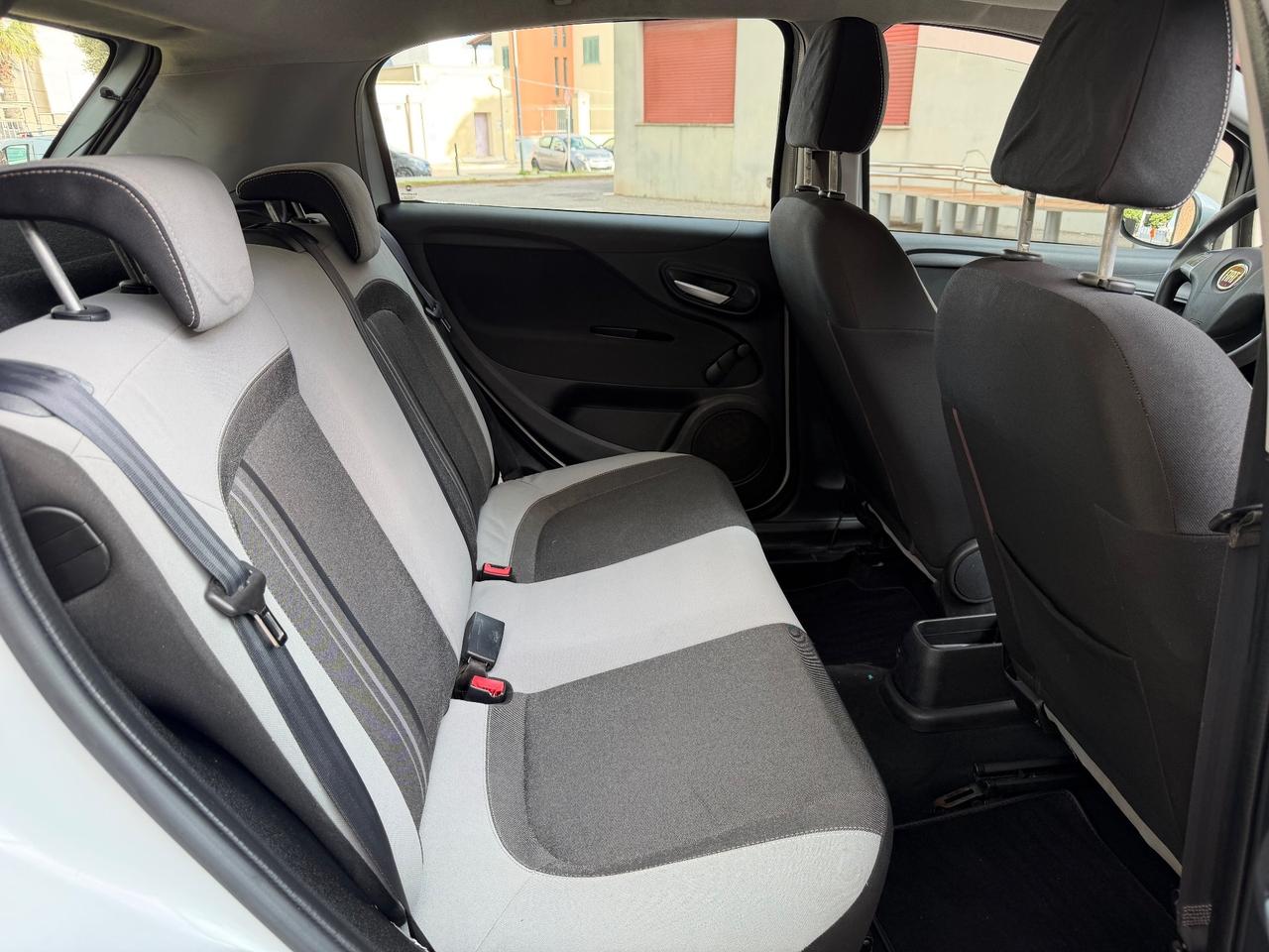 Fiat Punto 1.4 8V 5 porte Natural Power Lounge