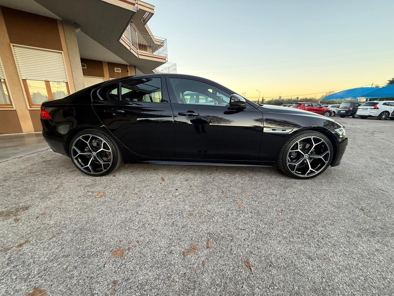 Jaguar XE 2.0 D Turbo aut. R-Sport