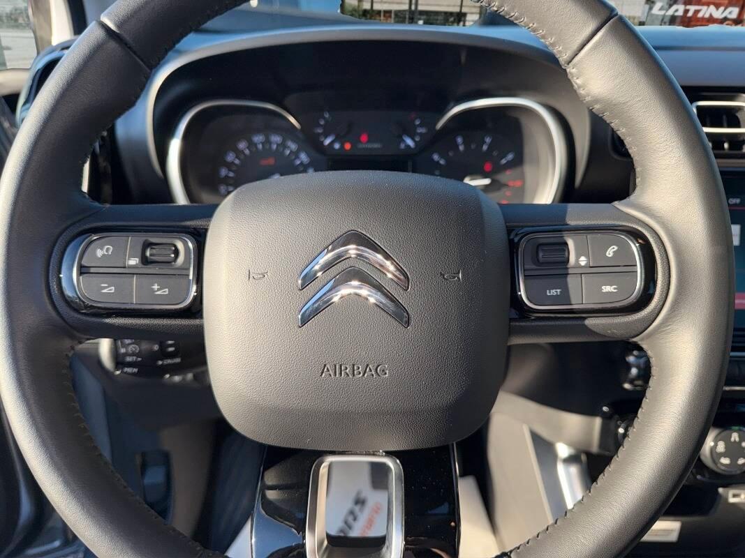 Citroen C3 Aircross 1.2 puretech Shine 110cv Con TELECAMERA & NAVIG.