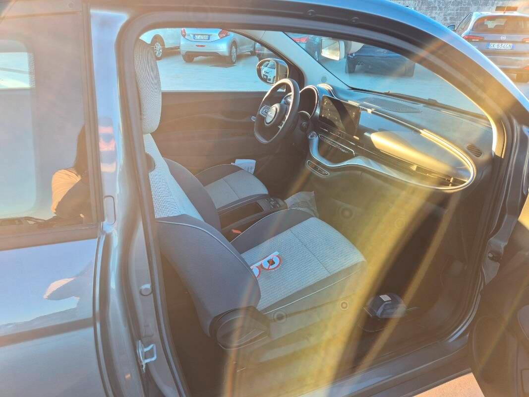 Fiat 500 42 kWh La Prima