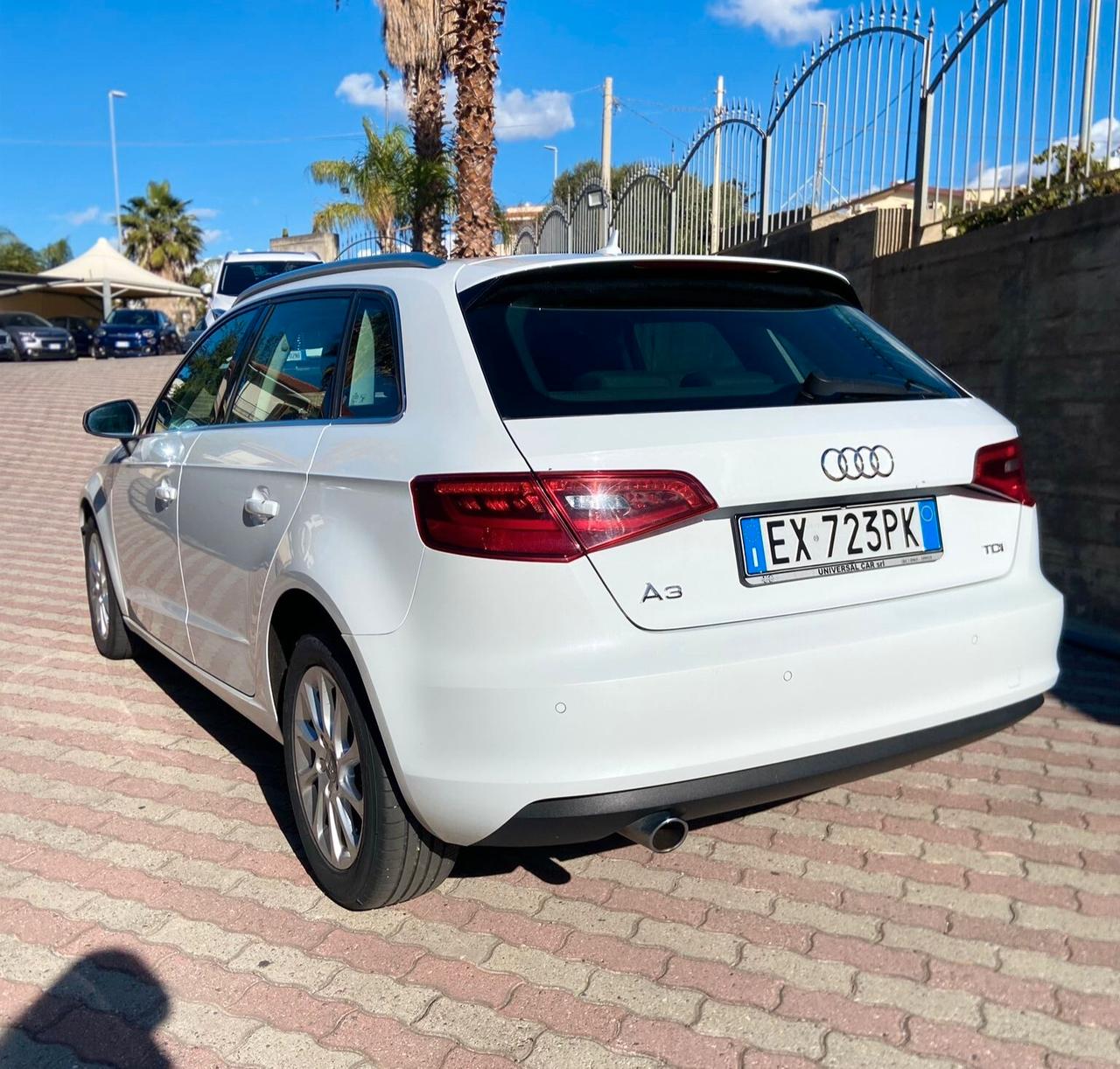 Audi A3 Sportback 1.6 TDI 110cv (81kw) Ambition EURO6