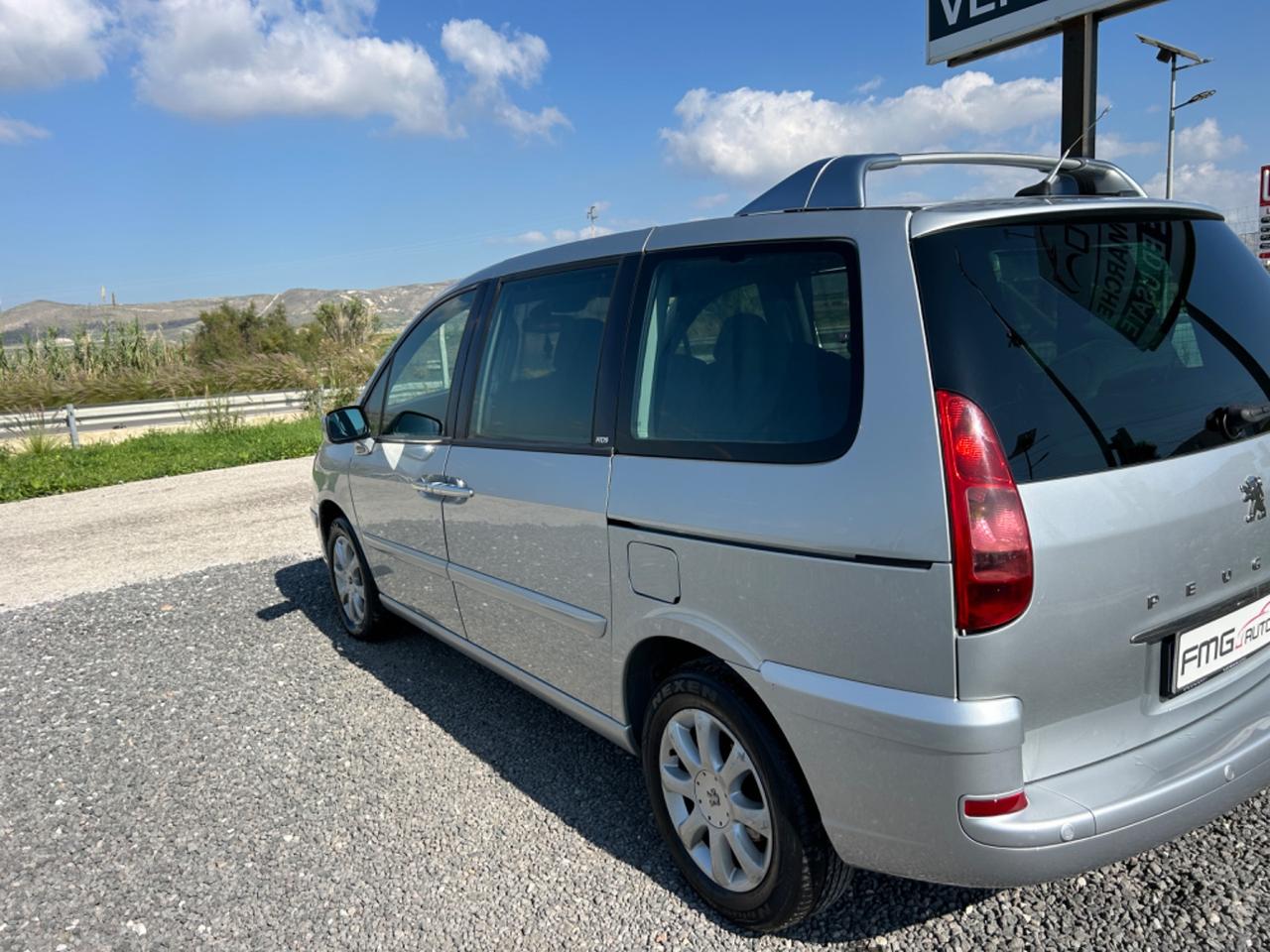 Peugeot 807 2.2 HDi FAP SV