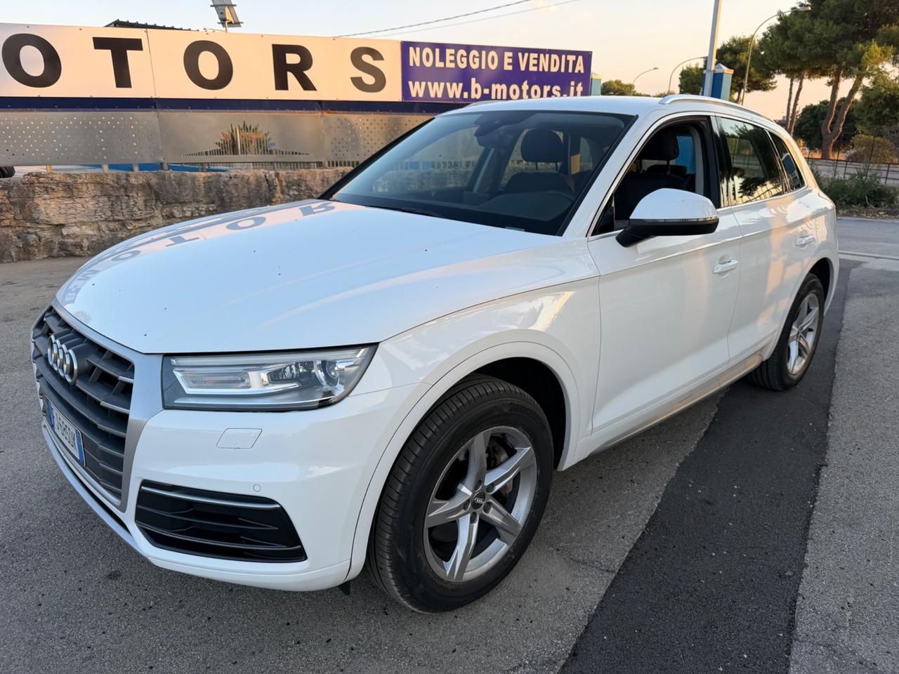 Audi Q5 2.0 TDI 190 CV clean diesel quattro Business