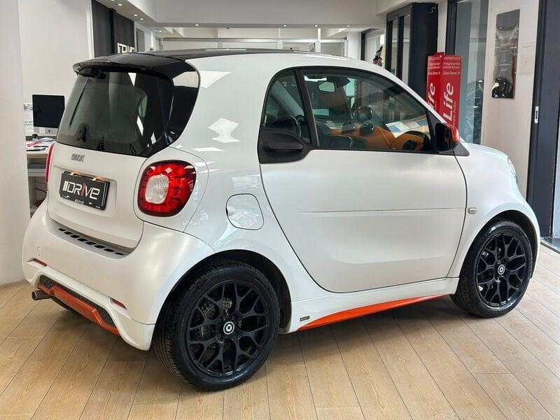 smart fortwo fortwo 90 0.9 Turbo twinamic Urbanrunner Passion