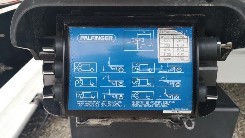 Peugeot Boxer 335 2.2 BlueHDi 140 S&S Furgone + Sponda Idraulica