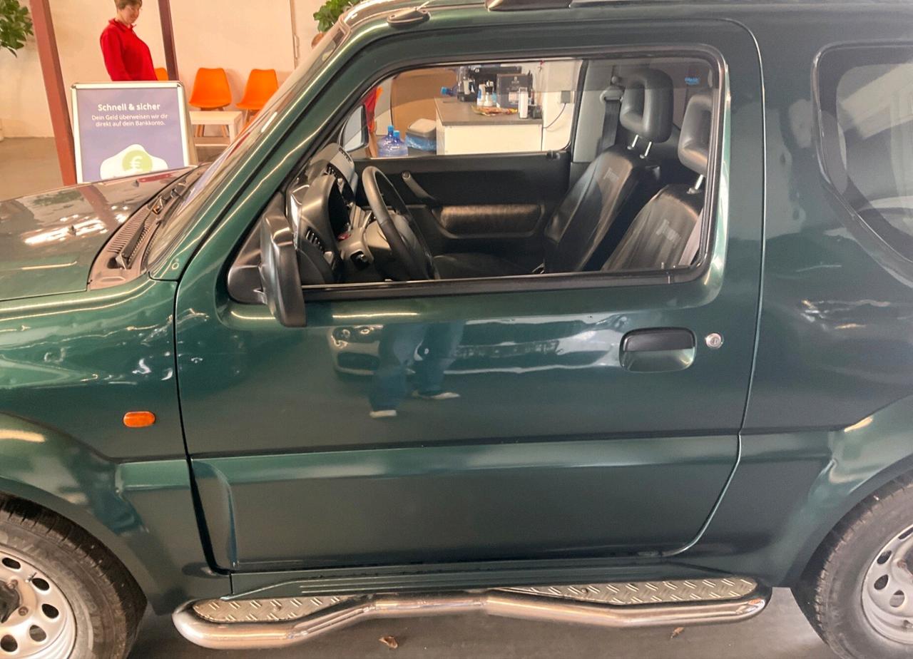 Suzuki Jimny 1.3i 16V cat 4WD JLX