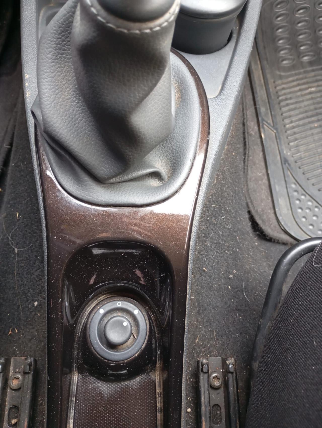 Dacia Duster 1.5 dCi 110CV 4x4 Lauréate-2011