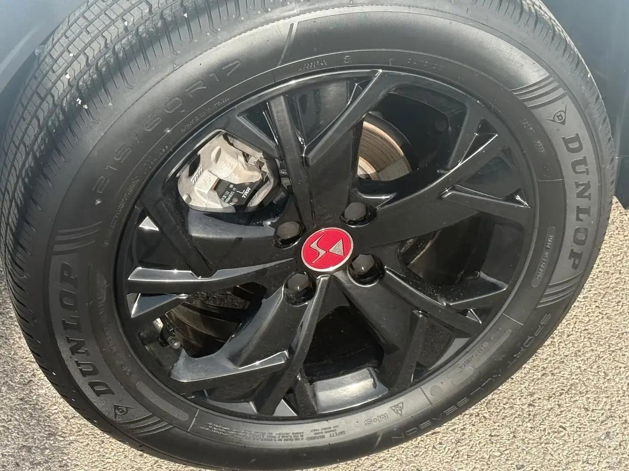 Ds DS3 3 Crossback BlueHDi 130 aut. Performance Line