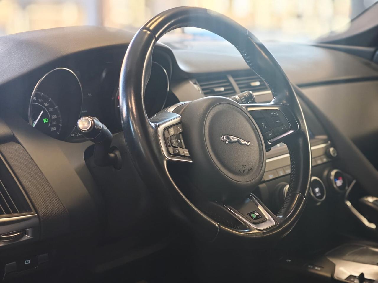 Jaguar E-Pace 2.0D 150 CV AWD