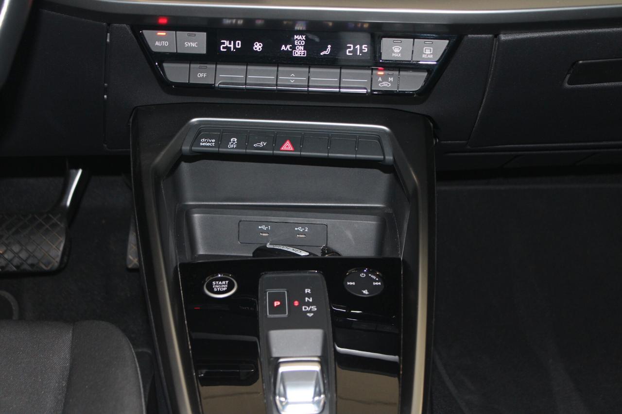 Audi A3 SPB 40 TFSI e S tronic Business Advanced