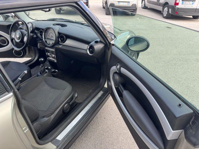 MINI Cooper D 1.6 16V Cooper D Chili OK neopatentati