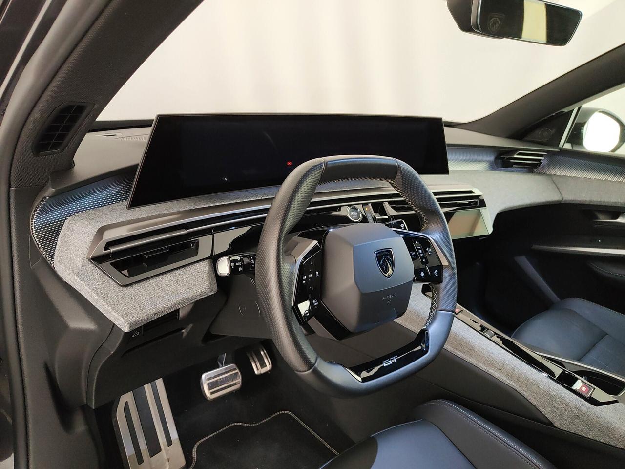 Peugeot 3008 Hybrid 136 e-DCS6 GT