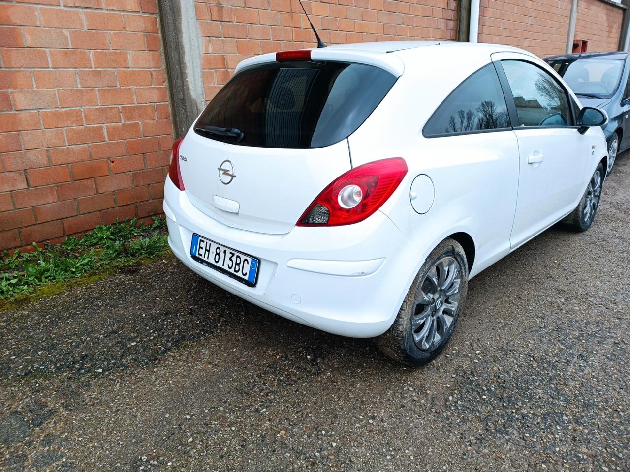 Opel Corsa 1.2 alluvionata