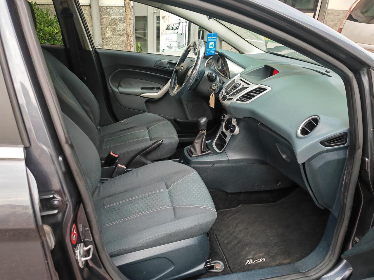 FORD FIESTA 1.4 BENZINA GPL CV97 KW71 TITANIUM