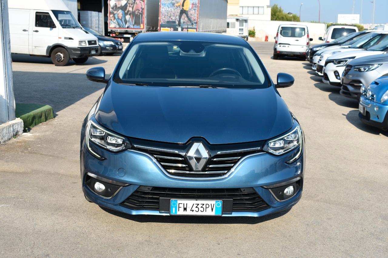 Renault Megane Blue dCi Energy Bose