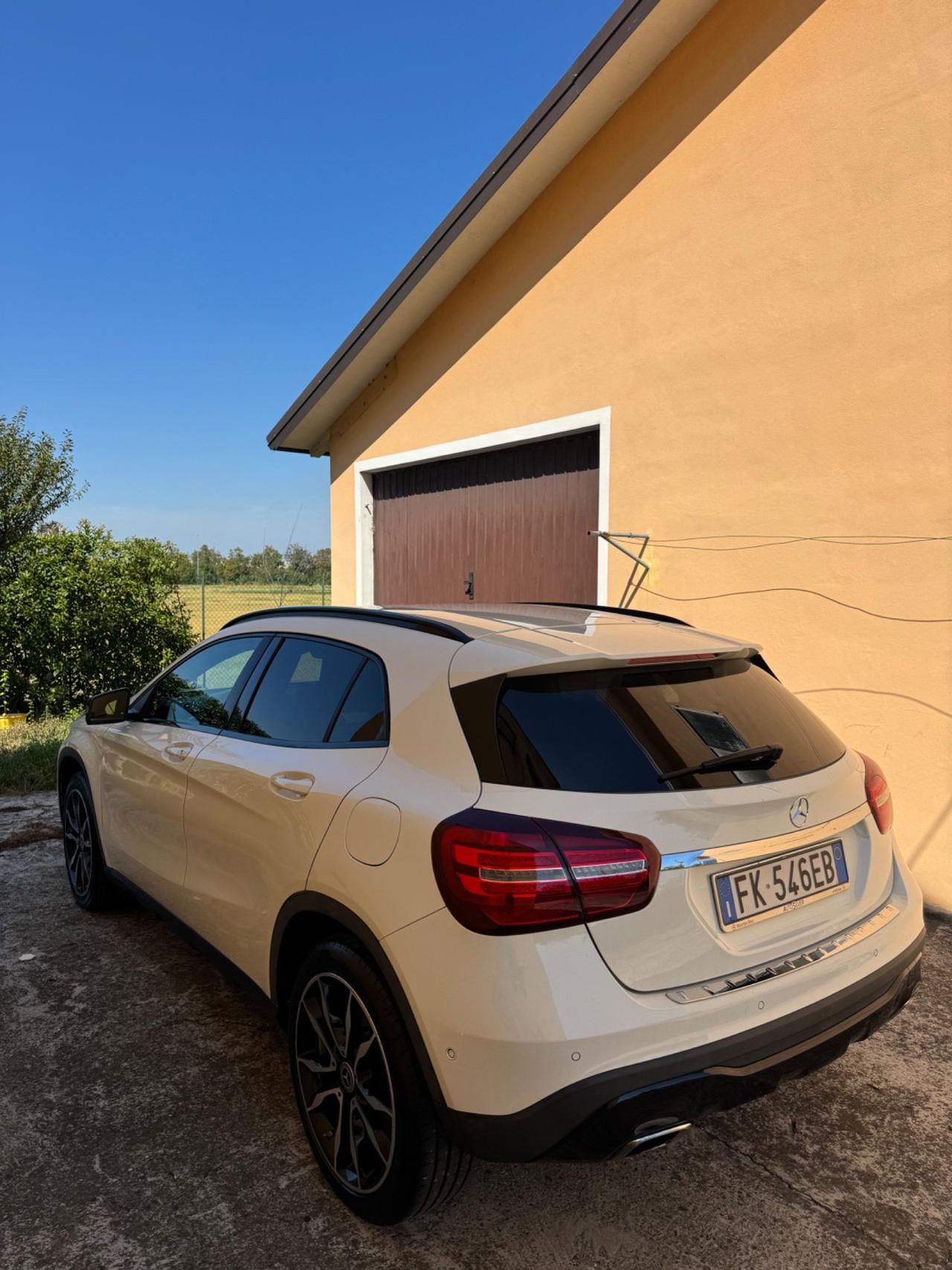 Mercedes-benz GLA 200 d Automatic Premium