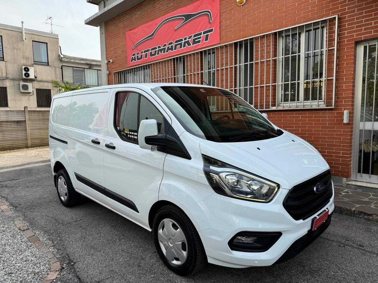 Ford Transit Custom 2.0 TDCI 130 CV AUTOMATICO