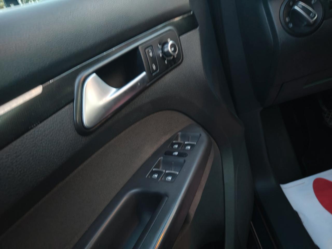 Volkswagen Touran 1.4 TSI Highline EcoFuel