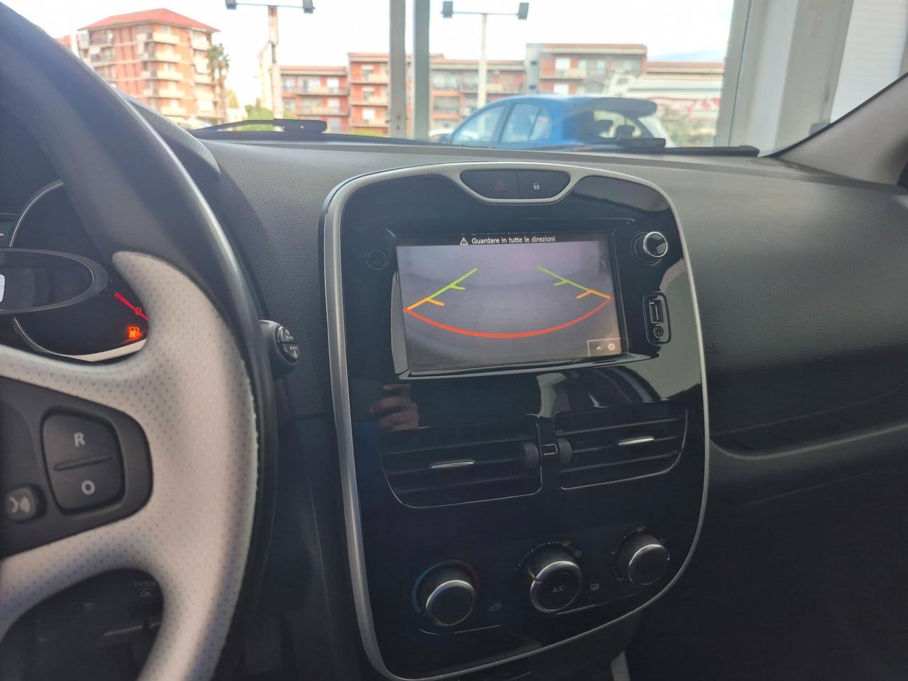 Renault Clio dCi 8V 75 CV Start&Stop 5 porte Energy Duel