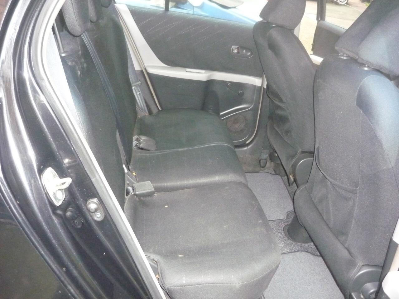 Toyota Yaris 1.0 5 porte Sol