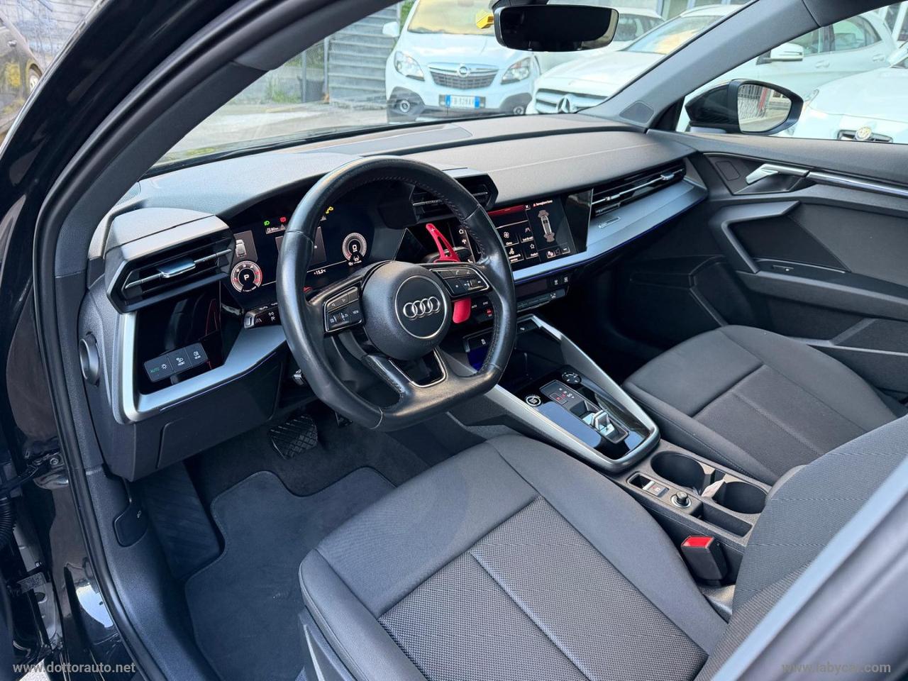 AUDI A3 SPB 35 TDI S tronic S-LINE