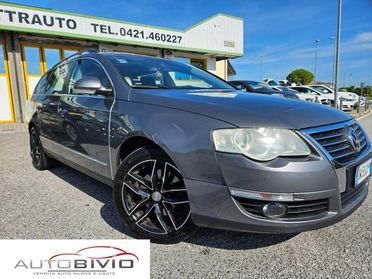 VOLKSWAGEN Passat 2.0 TDI DPF Var. Highline