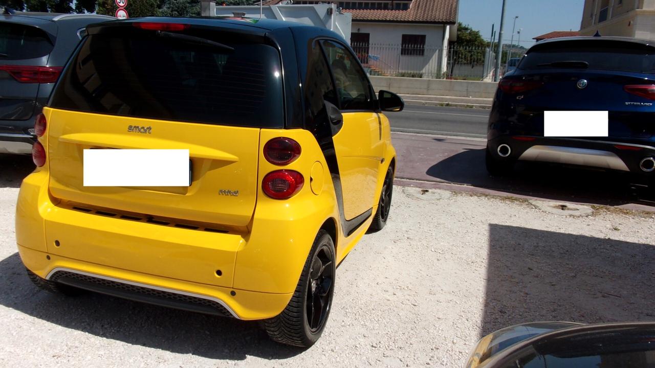 Smart ForTwo 1000 62 kW coupé pulse