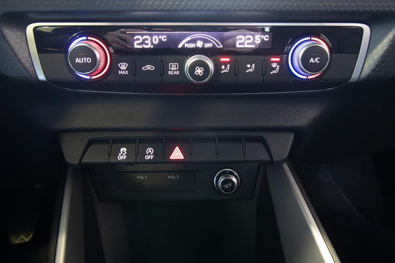 Audi A1 Sportback 30 Tfsi S-line Identity Black 116cv