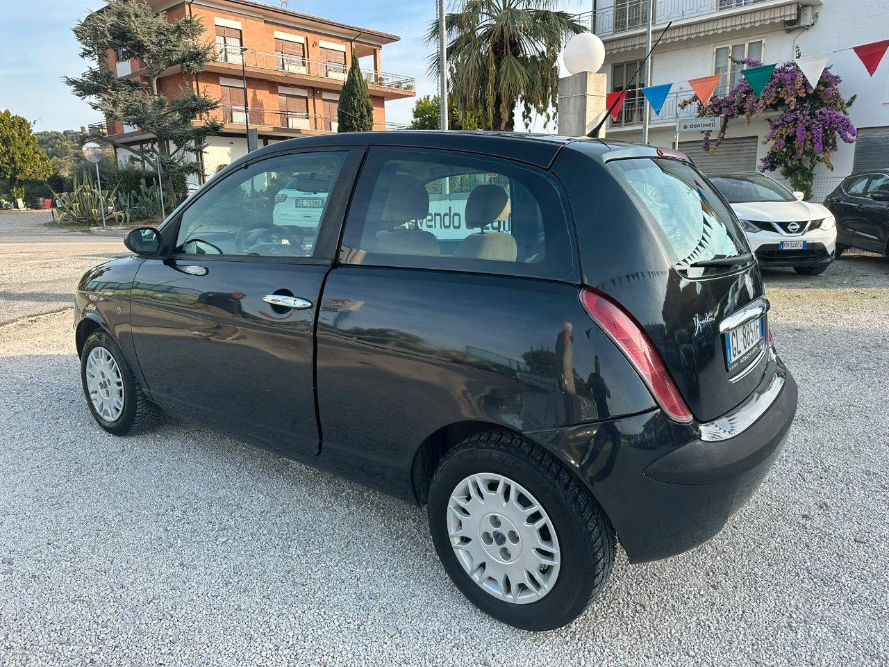 Lancia Ypsilon 3 Porte Ypsilon 1.3 mjt Argento