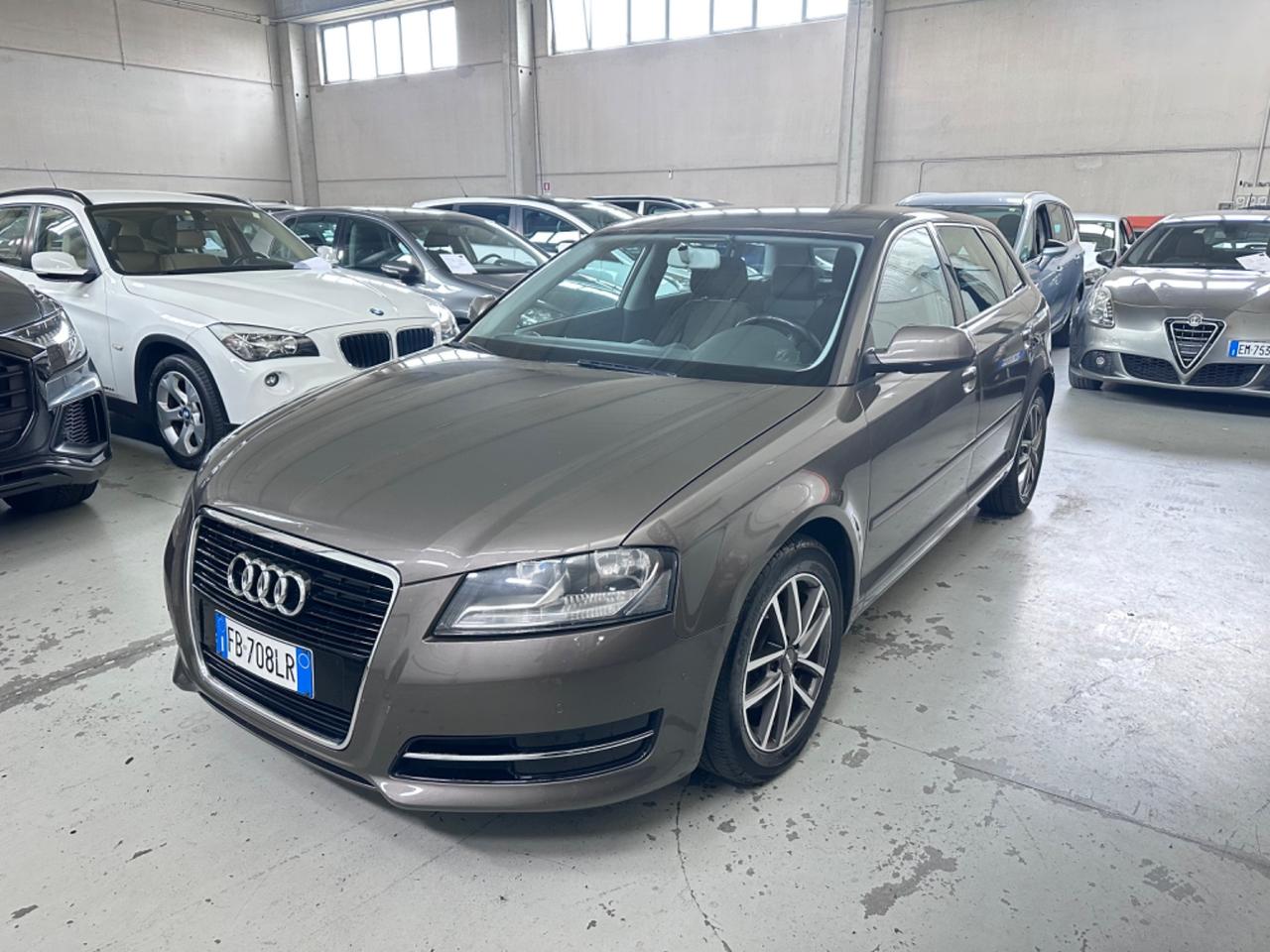 Audi A3 1.6 TDI 105 CV CR S tronic Attraction