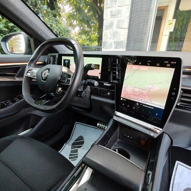 RENAULT Austral Austral Full Hybrid E-Tech 200 ...