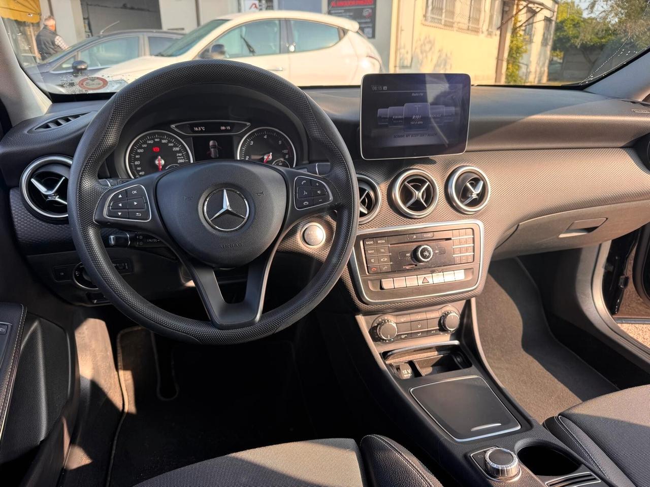 Mercedes-benz A 180 d Automatic Executive