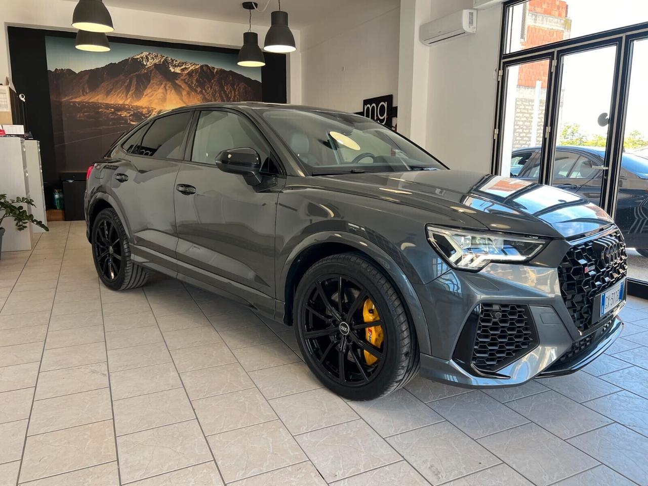 Audi Q3 RS Q3 SPB rsq3 S tronic