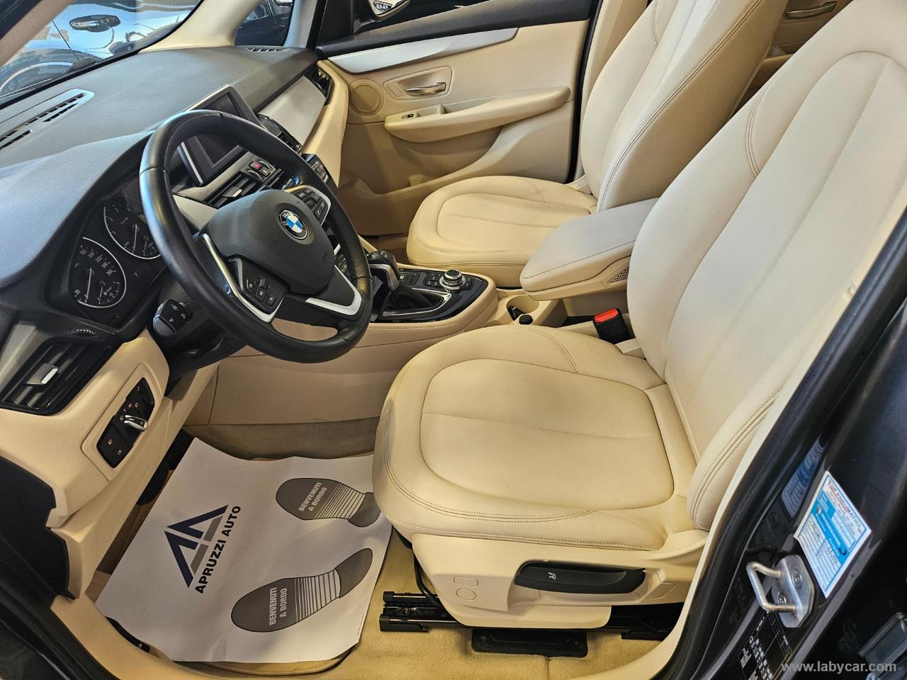 BMW 218d Active Tourer Advantage